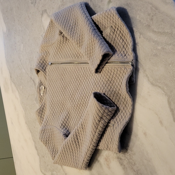 Club Monaco gray quilted jacket, fits like a M! - Picture 1 of 7